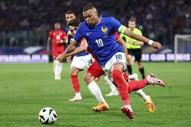 热刺1-1纽卡斯尔联，队长孙兴慜谢幕战，女团助兴【老佳】